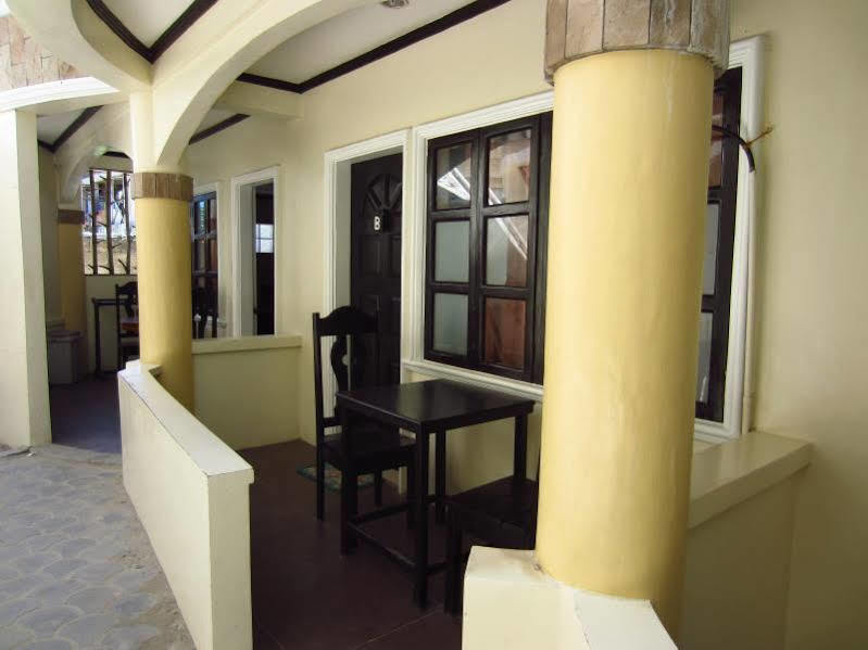 Hotel Eriko'S House Balabag  Zewnętrze zdjęcie